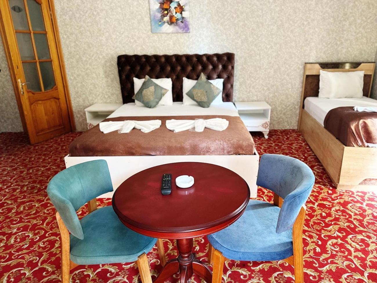 Avi Hotel Баку Екстер'єр фото