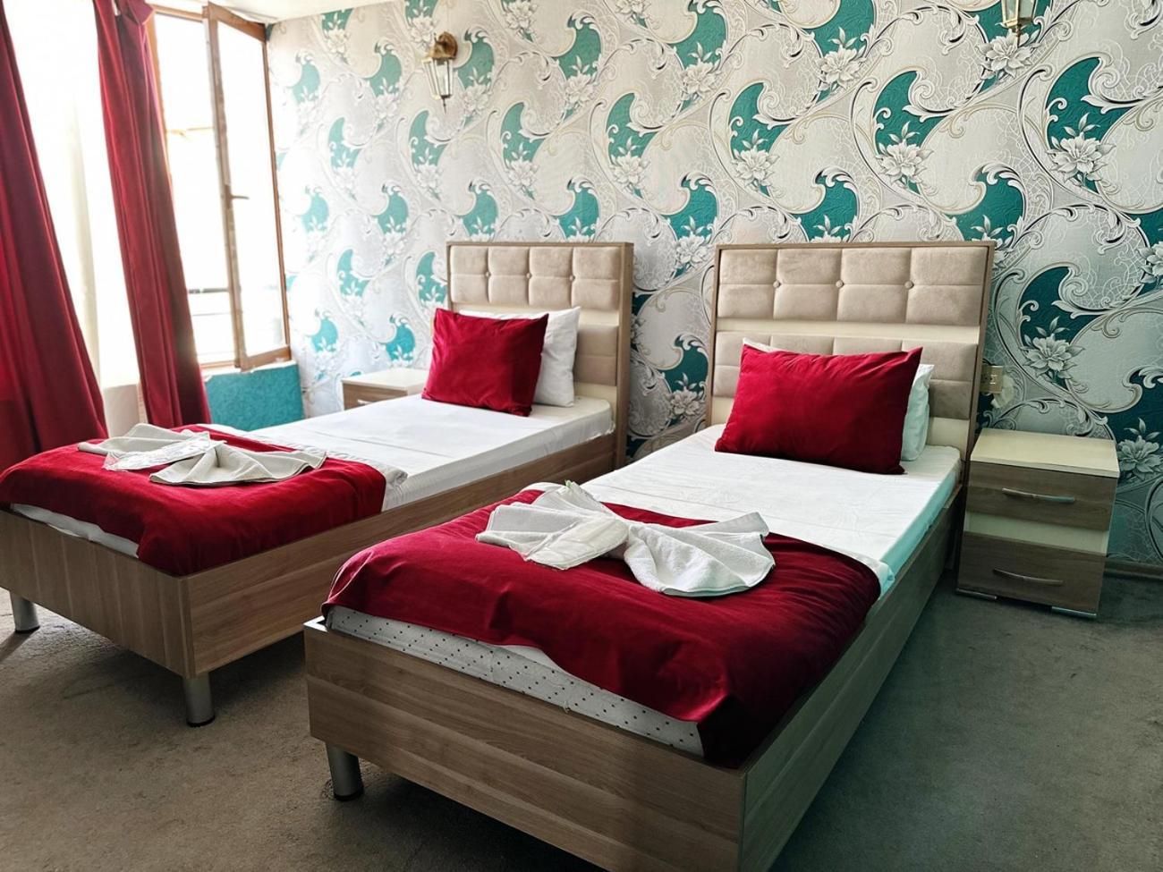 Avi Hotel Баку Екстер'єр фото