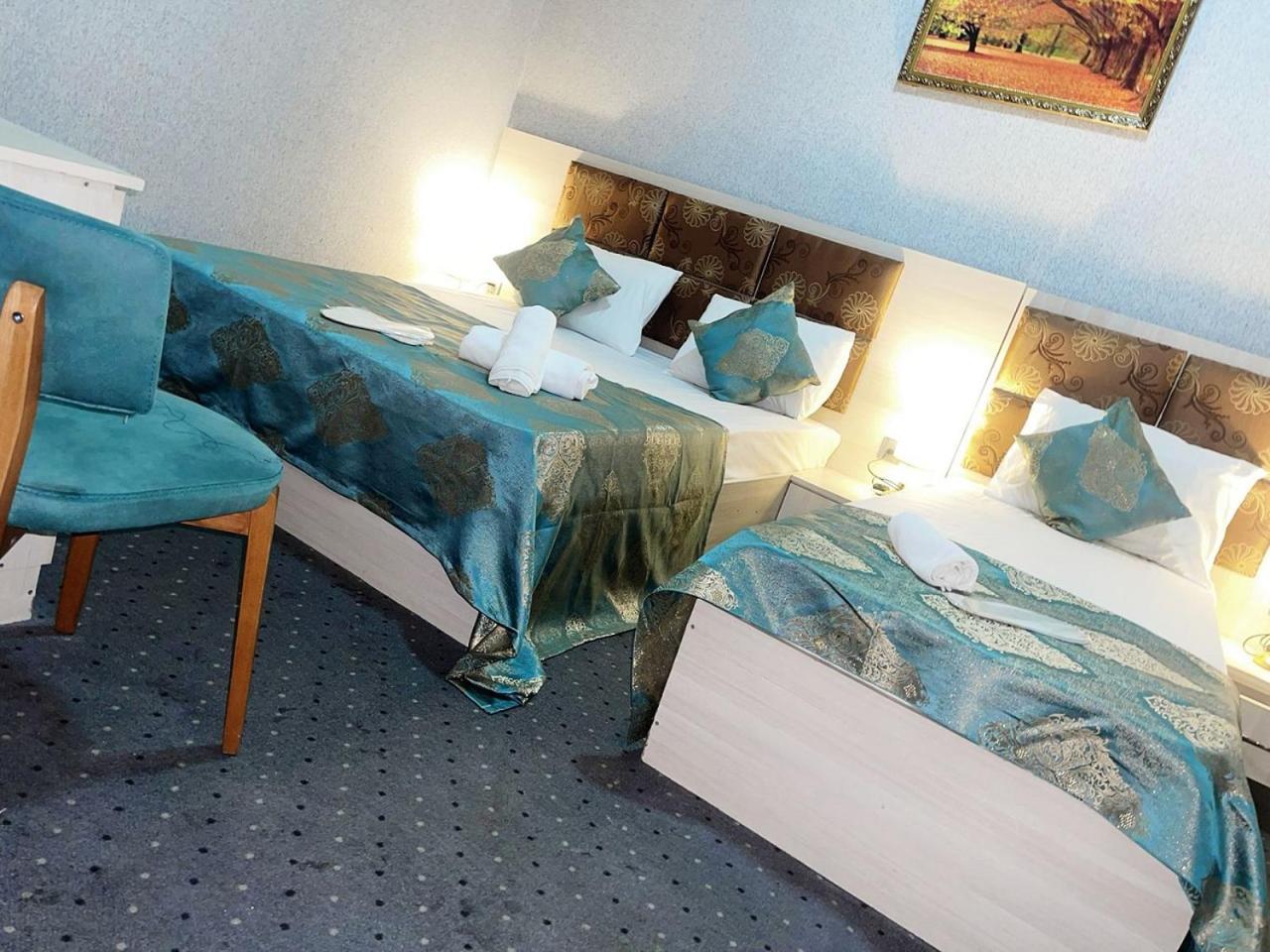 Avi Hotel Баку Екстер'єр фото