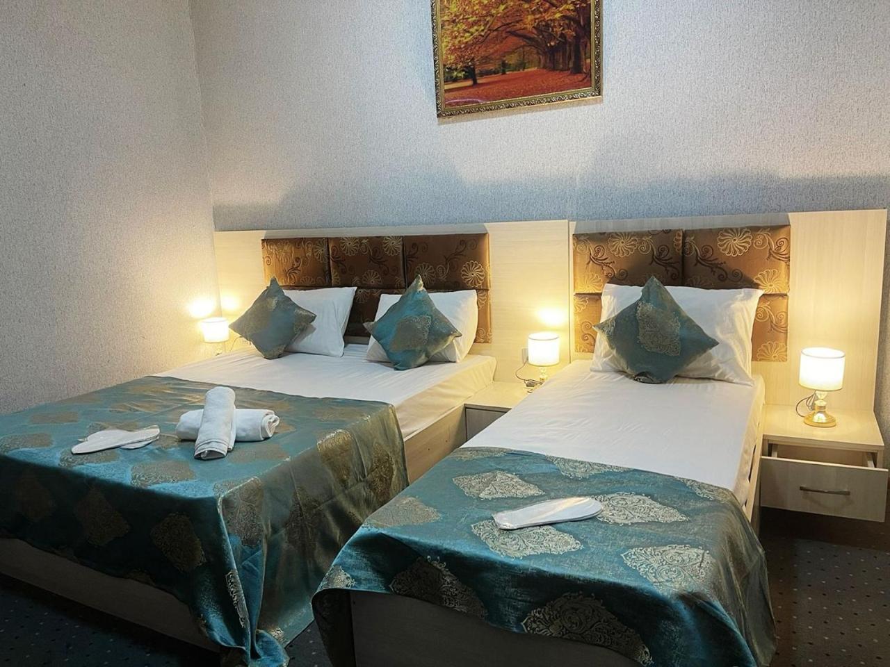 Avi Hotel Баку Екстер'єр фото