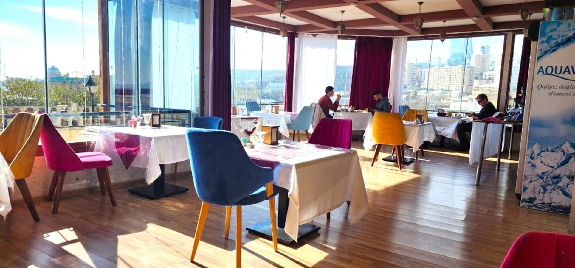 Avi Hotel Баку Екстер'єр фото